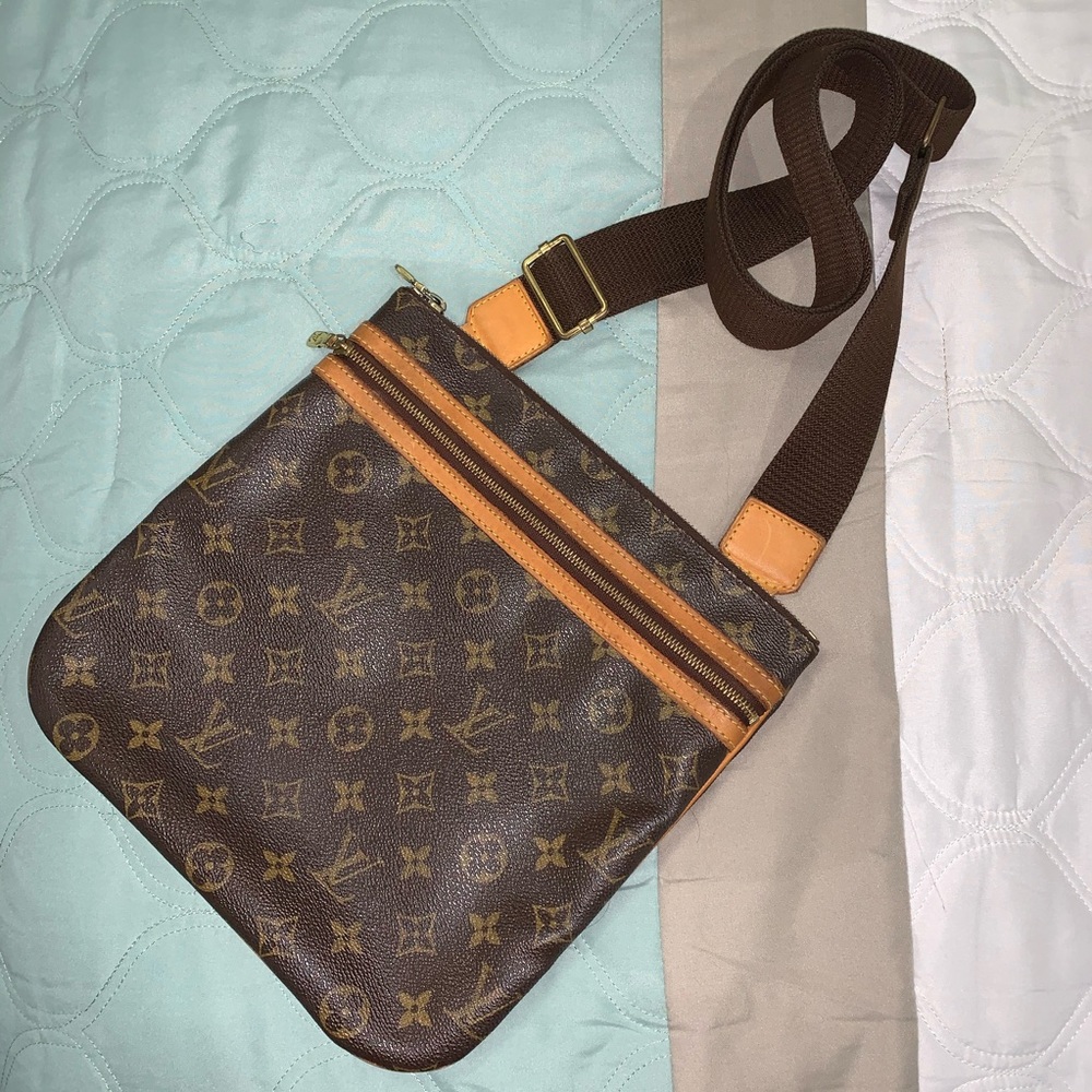 Louis Vuitton Bosphore Shoulder to Crossbody